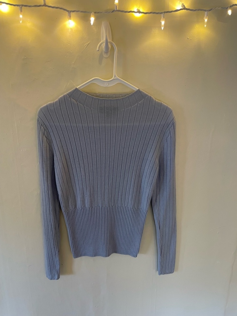 Banana Republic Pale Blue 100% Merino Wool Ribbed Crew Sweater Top Light Air Y2K - Picture 9 of 12